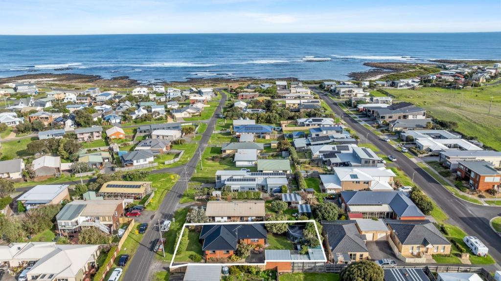 Scotshaven - 33 Jehu Str, Port Fairy