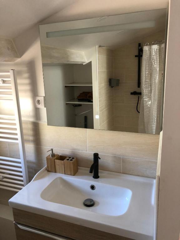 Chambre calme, climatisé, appartement N2 - 2