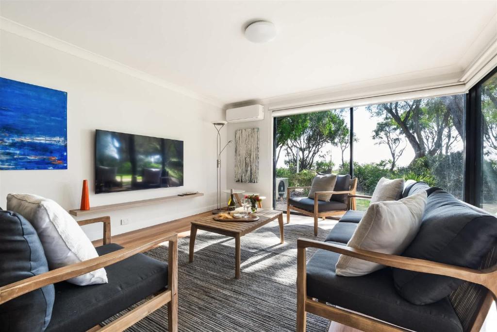 2 CapeView Beachfront Geographe Bay, Broadwater