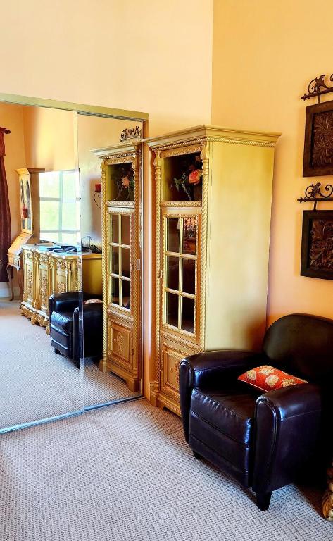 Beautiful, Cozy Victorian Place, Las Vegas