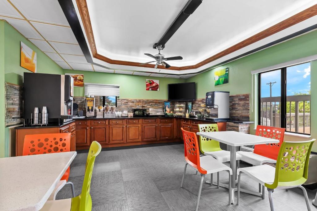 Food and beverages, Quality Inn Hixson-Chattanooga in Hixson (TN)