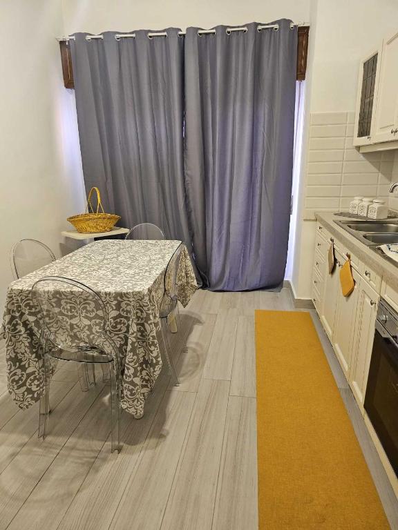 Appartamento Prestigioso, Ristrutturato, 3 Balconi - 4