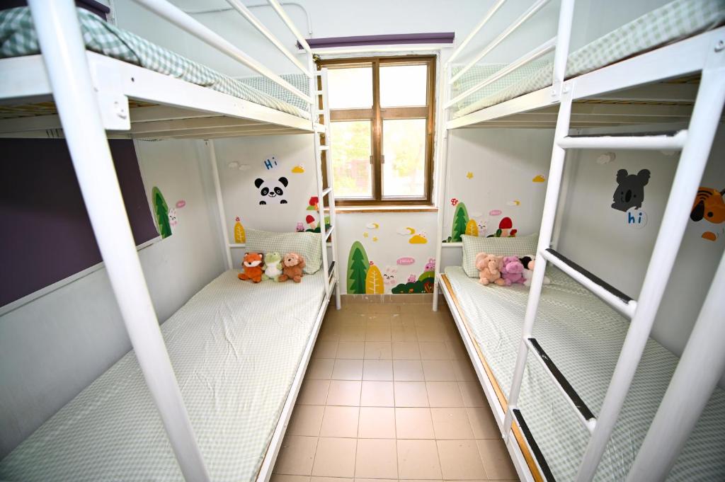 YHA Ngong Ping SG Davis Youth Hostel (Lantau Island)