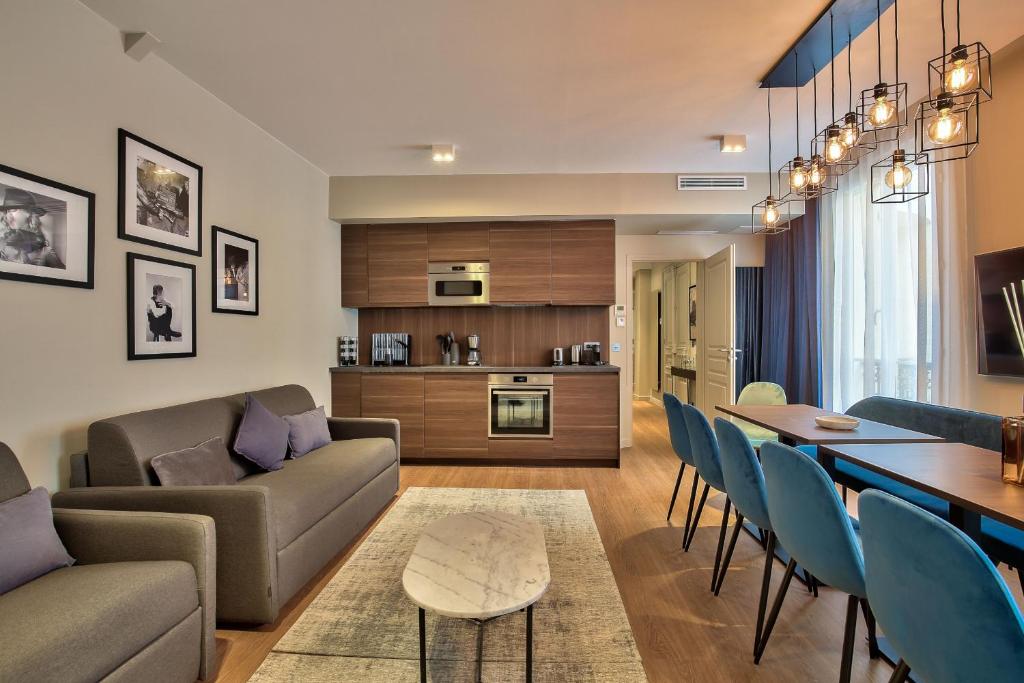 UrbanFlat 75 - Grand Apartment near Jardin du Luxembourg - 2