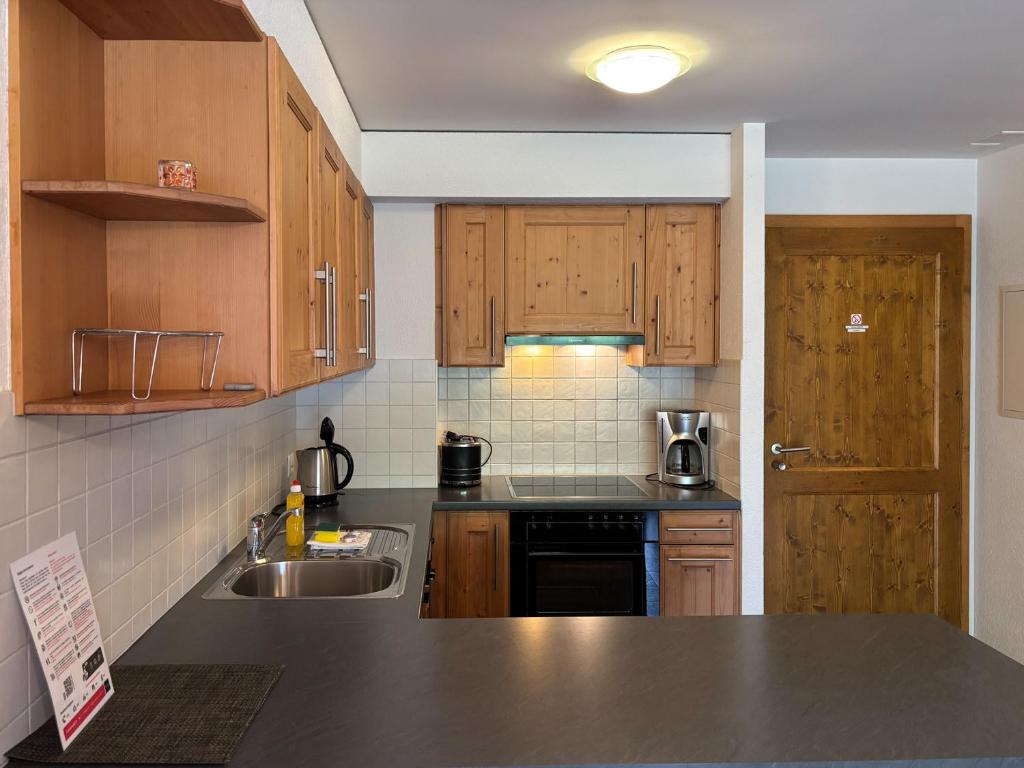 Charming apartment located at the foot of the mountains - 4