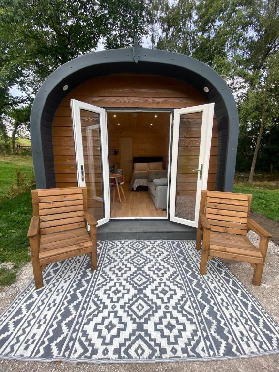 Kestrel Cabin Peak District, Eyam