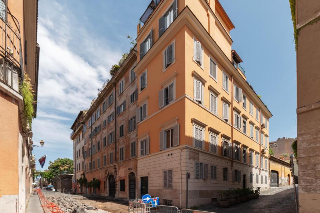 GuestHost - Historic Center Apartment Lungotevere - 5