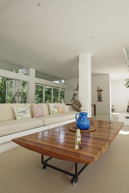 Exclusive house in Villeta - 4