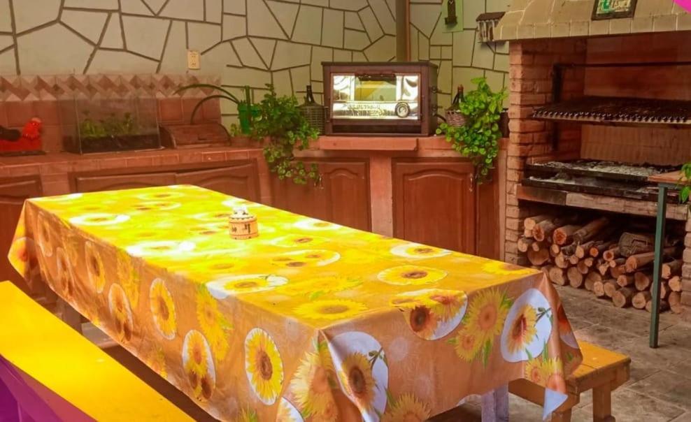 TRAVEL ROOTS Guest House - 4