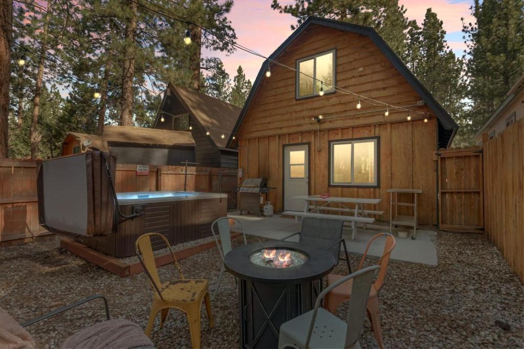 Lynx Lodge in Big Bear Lake, Big Bear Lake