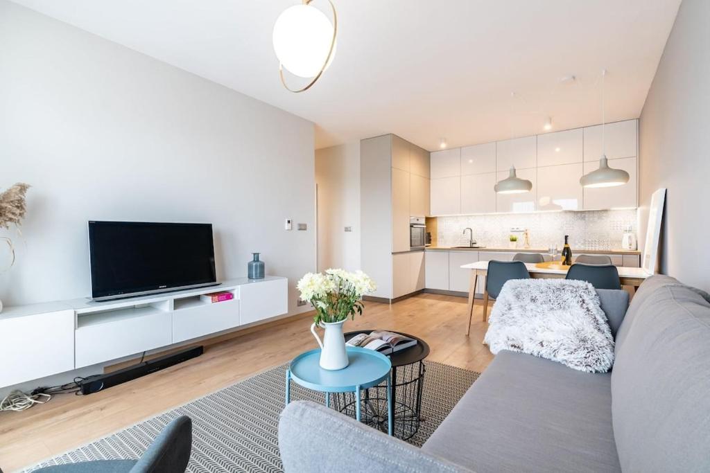 Apartmán AZIZI, private parking garage free, 5 min peso do centra, Košice