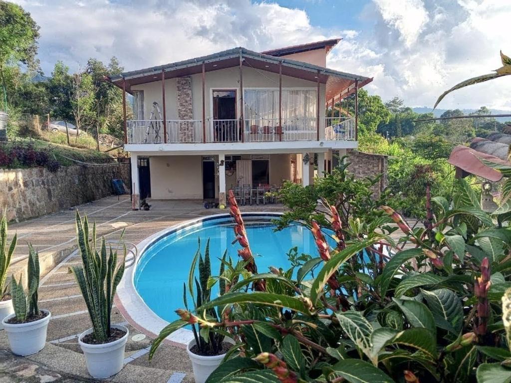 Casa Campestre con pisicina climatizada, Fusagasugá - 2