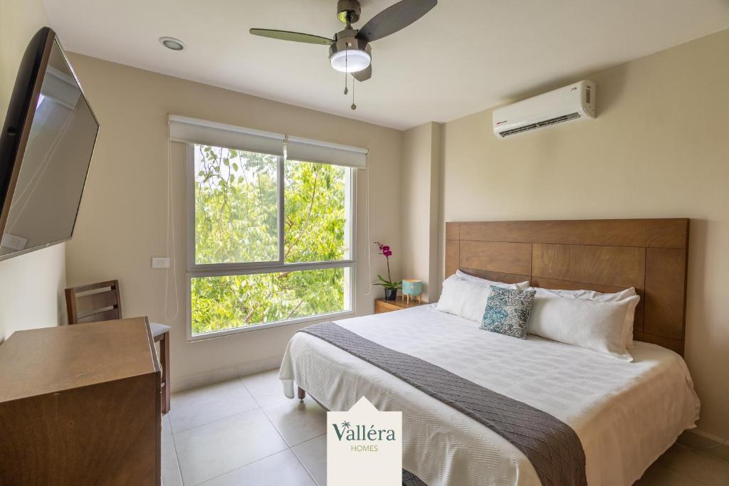 Versalles Area, Contemporary Condo Pool & AC - 2