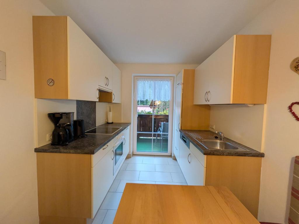 Kitchen, Appartement Ripper in Saalbach