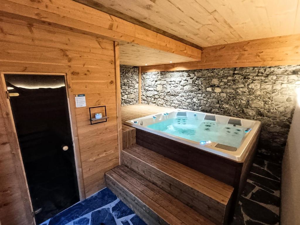 Chez Léon Jacuzzi et sauna - 4