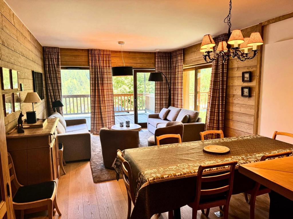 Les Chalets C Les Marmottes - NOUVEAU : très beau 4 pièces dont 1 chambre cabine magnifiquement situé au coeur des 3 Vallées MAE-3984 - 2