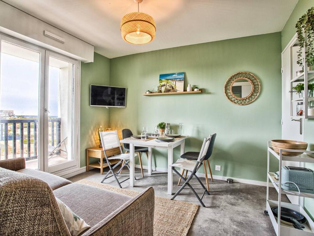 Une parenthèse face à lhorizon à Cabourg - FR-1-788-87, Cabourg