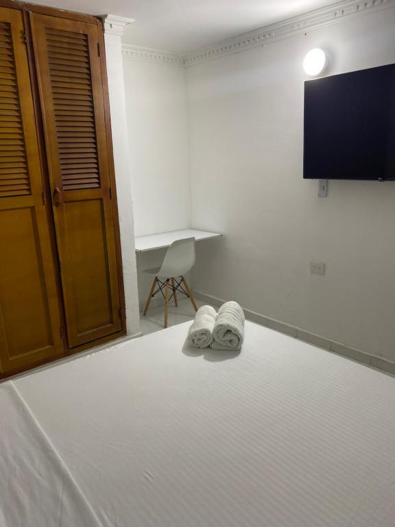 Habitación Cerca al Aeropuerto # 5 - 4