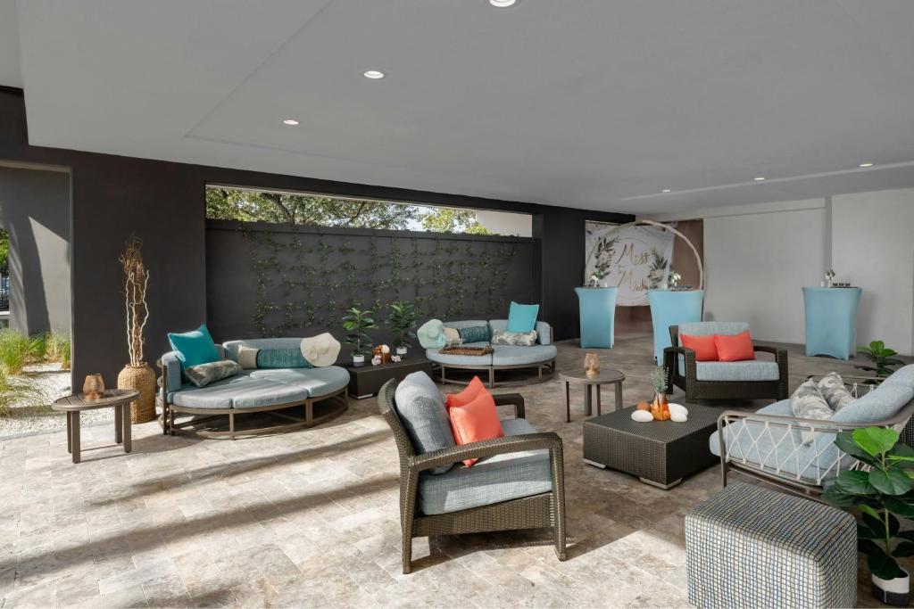 Facilities, Courtyard by Marriott Oceanside Fort Lauderdale Beach in Fort Lauderdale (FL)