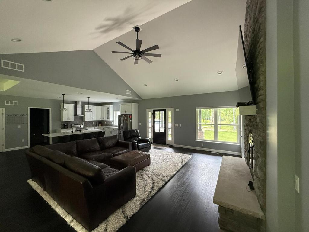 The Grove - 5 Acre Country Estate, Brighton