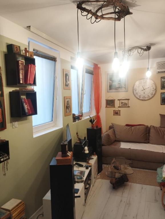 Stan Mirijevo Beograd - 2