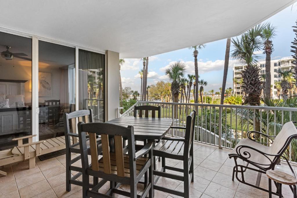 Destin West Heron L-05 - Private Hot Tub & Grill - Walkout to Lazy River, Fort Walton Beach