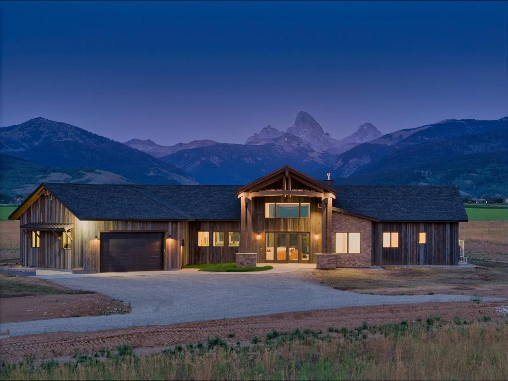 Panoramic Teton Views - Hot Tub - Theater Room, Driggs