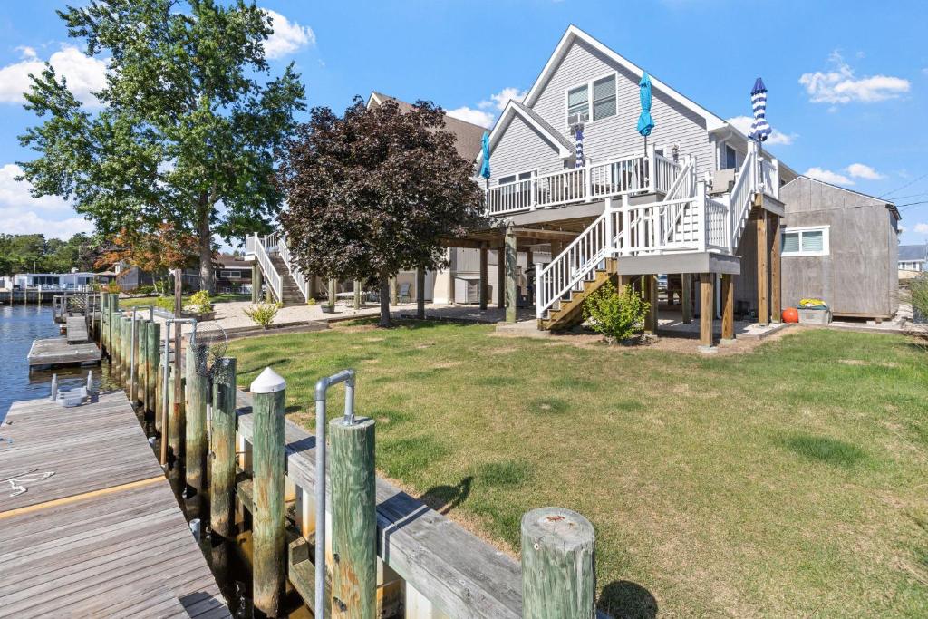 Relaxing Lagoon Home in Little Egg Harbor, Little Egg Harbor Township