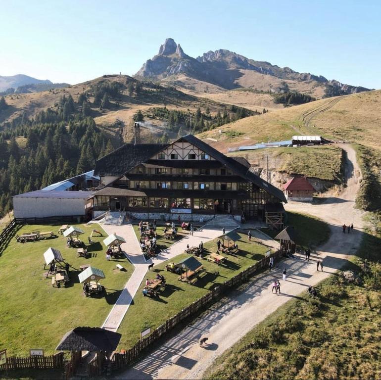 Cabana Vârful Ciucaș, Cheia