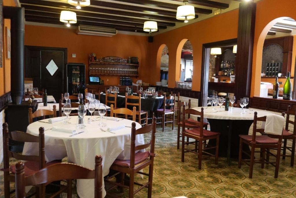 Hotel Restaurant El Bosc 전경
