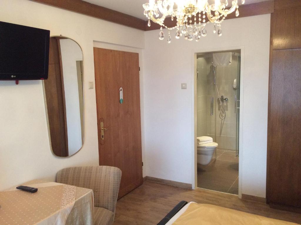 Budget Double Room with Direct Terrace View