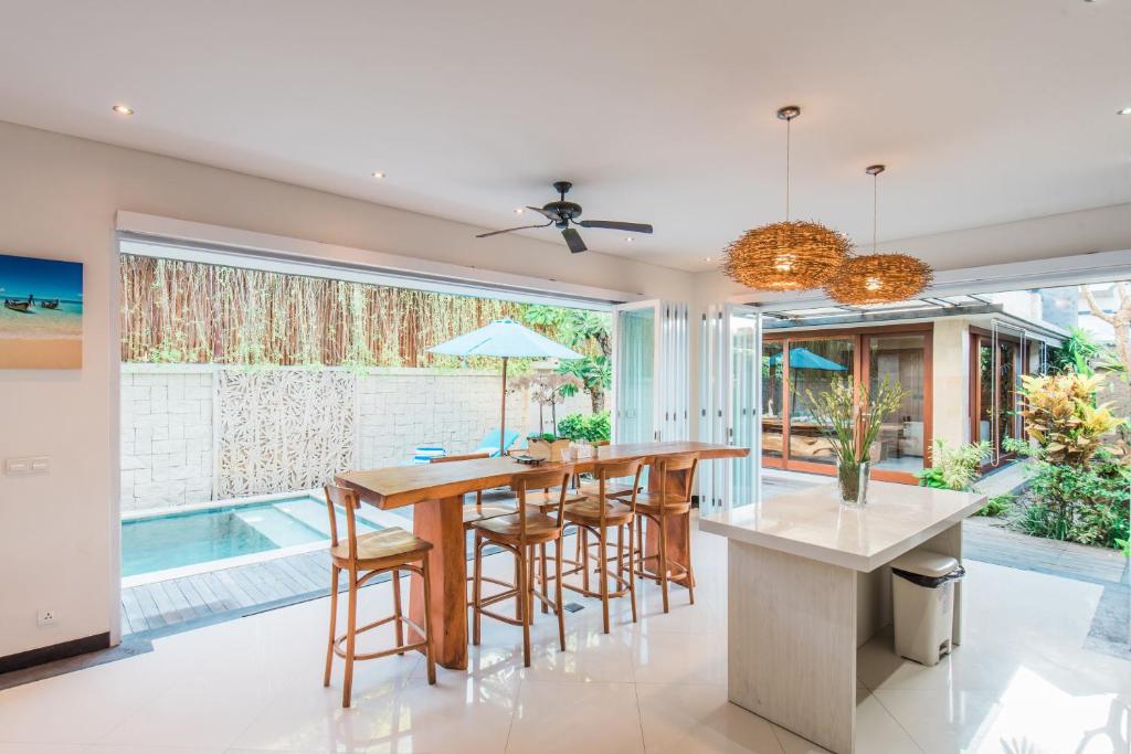 ラカサ ヴィラ レギャン (Lacasa Villa Legian)