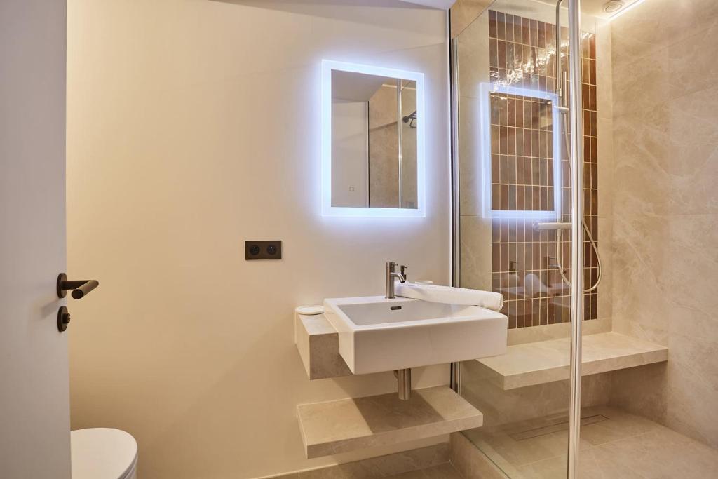 Superb AC apartment Center of Paris Le Marais - 4