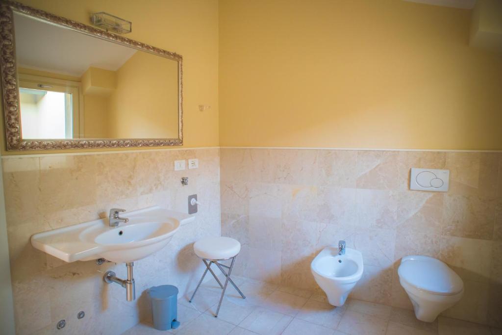 Dante Ravenna Apartments photo