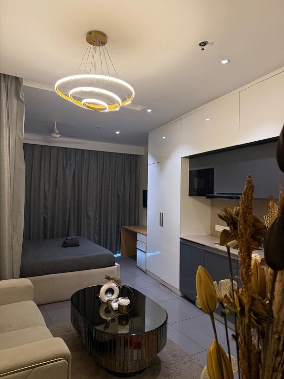 Shikasa- for the views, Noida