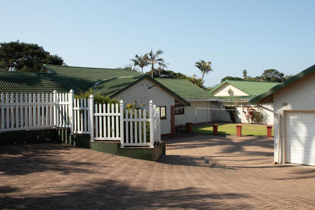 whales tail, Port Shepstone