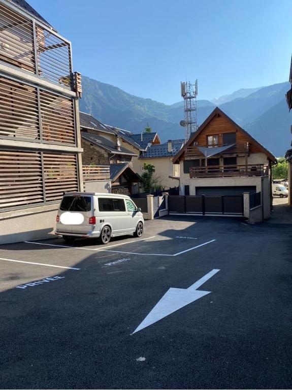 Le Petit Cœur parking gratuit idéal cyclistes proche alpe d'huez - 5