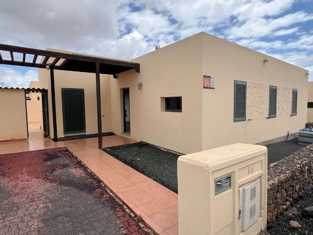Anahi Homes Corralejo- Dracaena 16 - 3