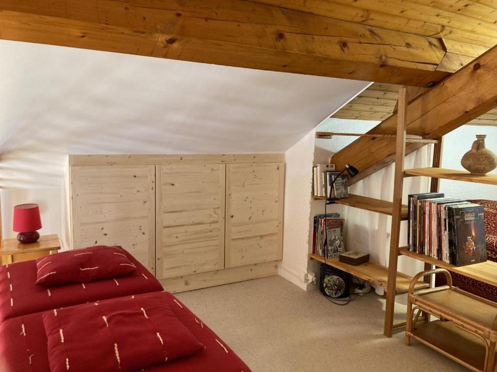 Studio mezzanine 4 personnes exposé sud sans animaux - FR-1-263-509 - 5