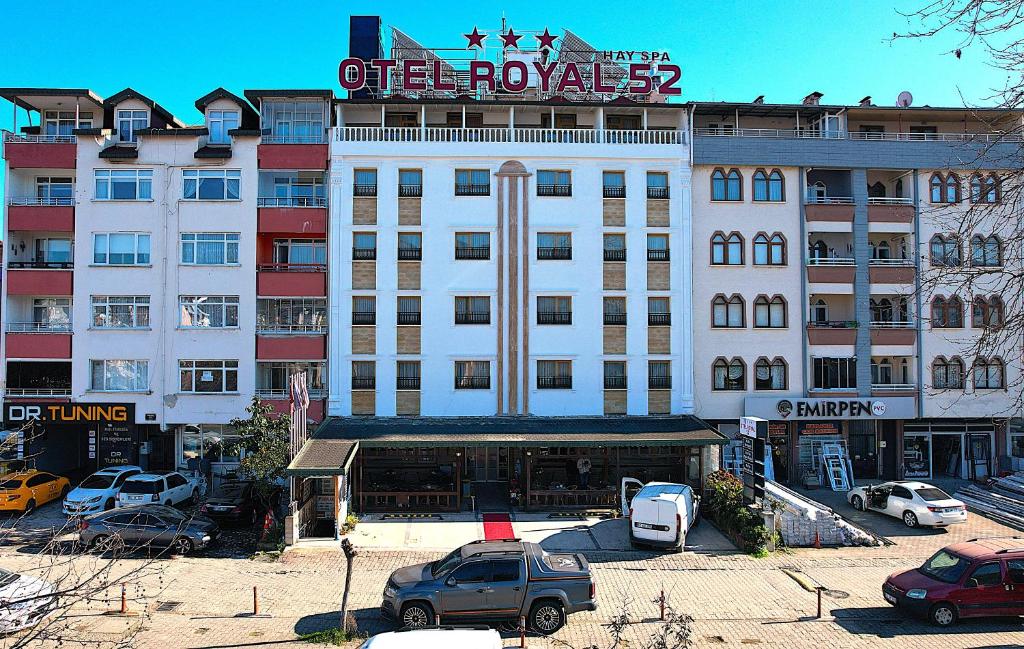 ROYAL 52, Ordu
