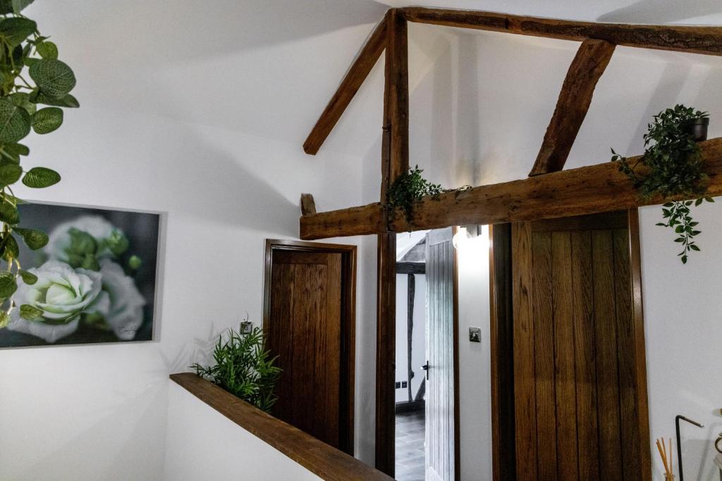 18th-Century Barn Apartment, Maresfield photo 8