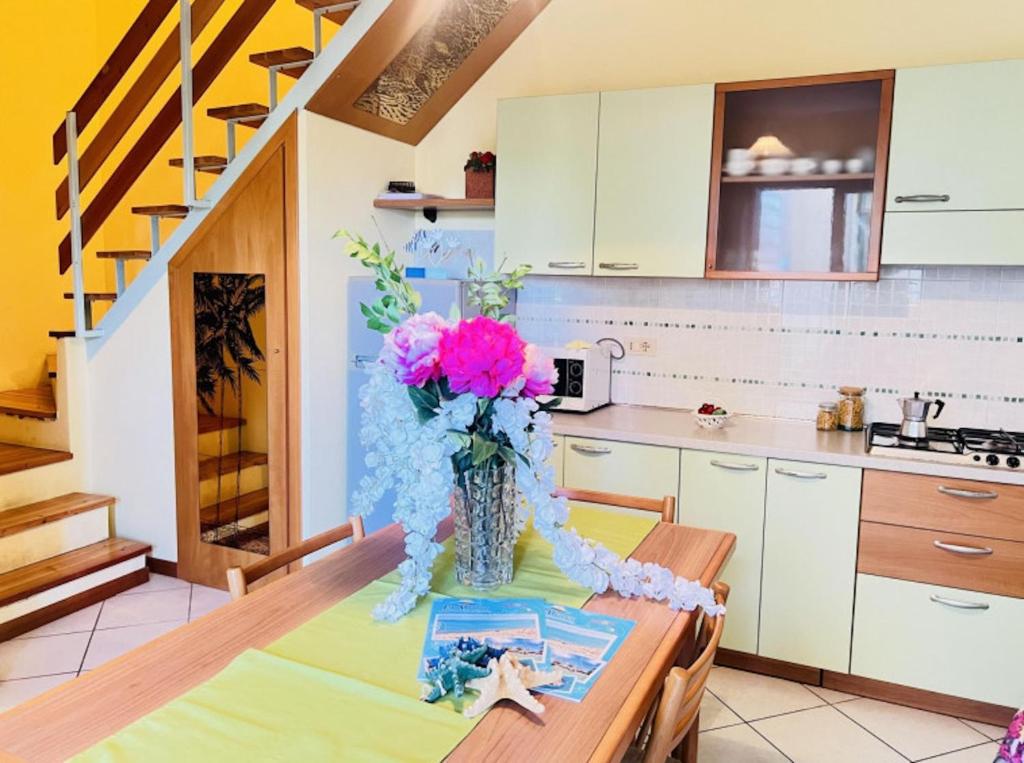 Tiny house with private garden - 3