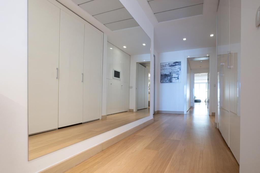 SKY27 Executive Luxury Terrace - 3