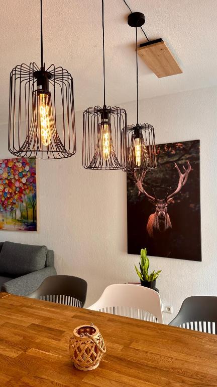 AMAO-Curry - City Center - 100 m2 - 7 Personen - Balkon - 2 Schlafzimmer - KingSize Betten, Lahr