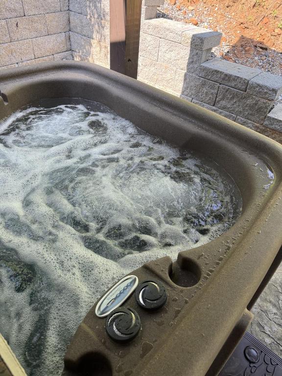 The Ancient Bears Den By Avada Properties, Union Grove