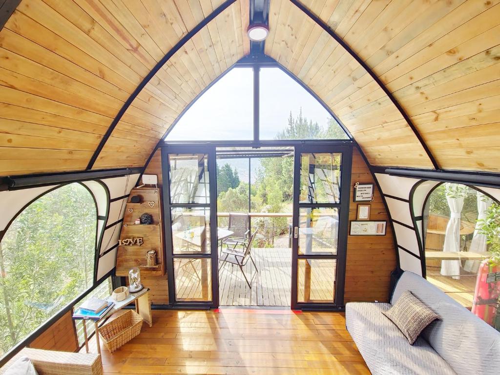 Lakeside Glamping with View Fire Pit Hammock - 2
