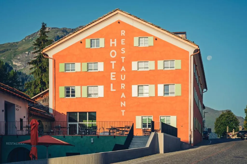 Speluca Brauerei & Genusshotel - Self-Check-in, hotel in Splügen