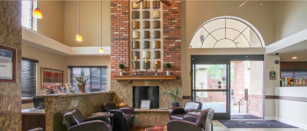 フロント・ロビー