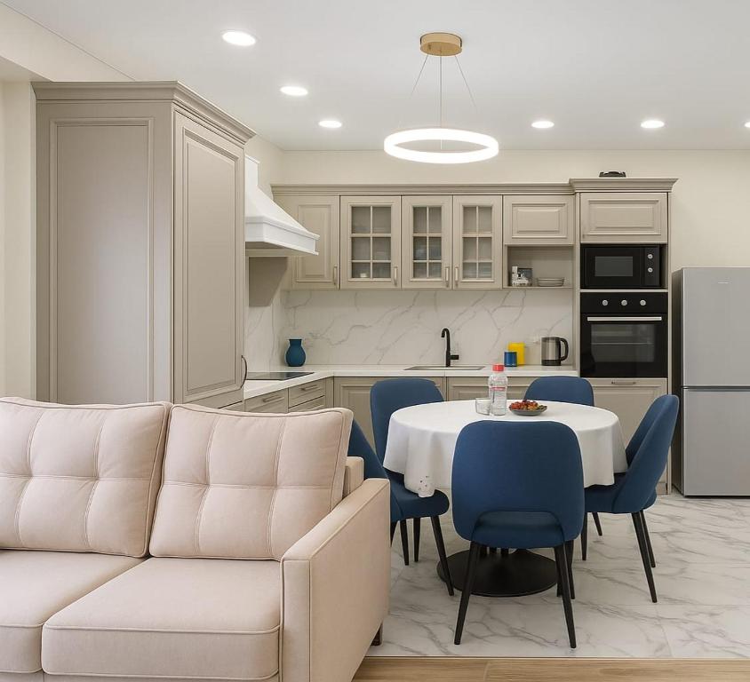 Esentai residence, Almaty