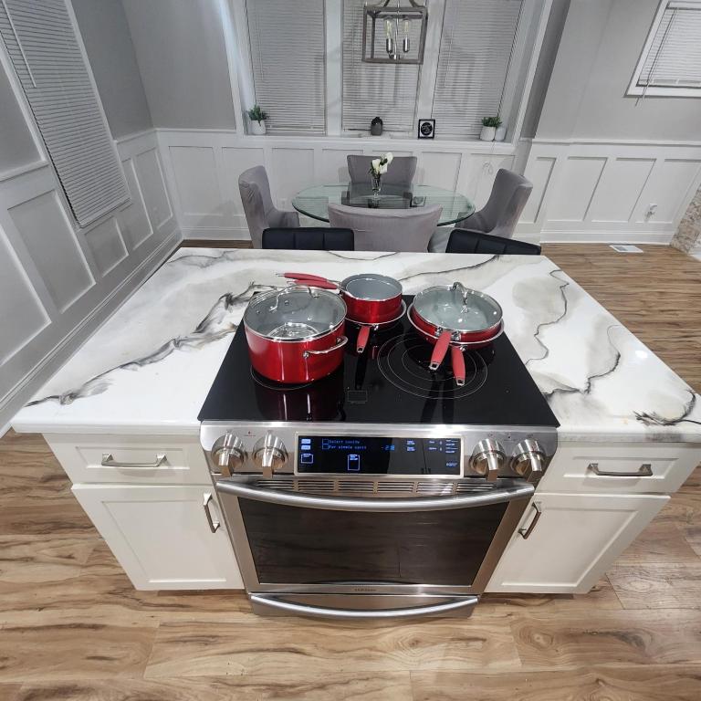 Midtown Get Away, Kansas City